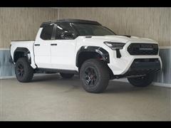 2024 Toyota Tacoma 4WD 
