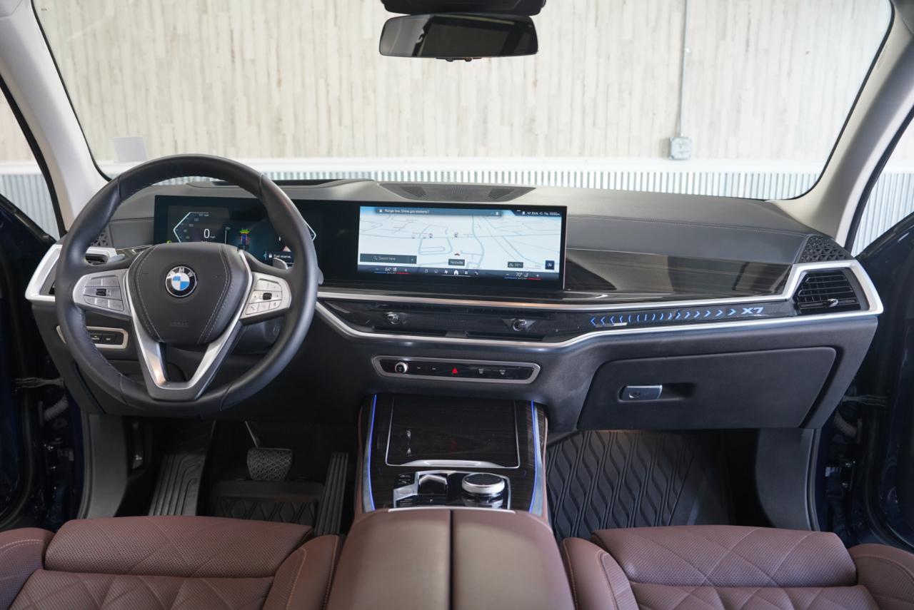 BMW X7 xDrive40i Sports Activity Vehicle 2024