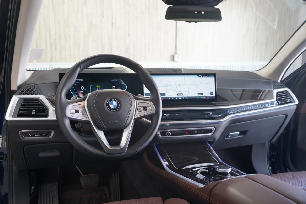 BMW X7 xDrive40i Sports Activity Vehicle 2024