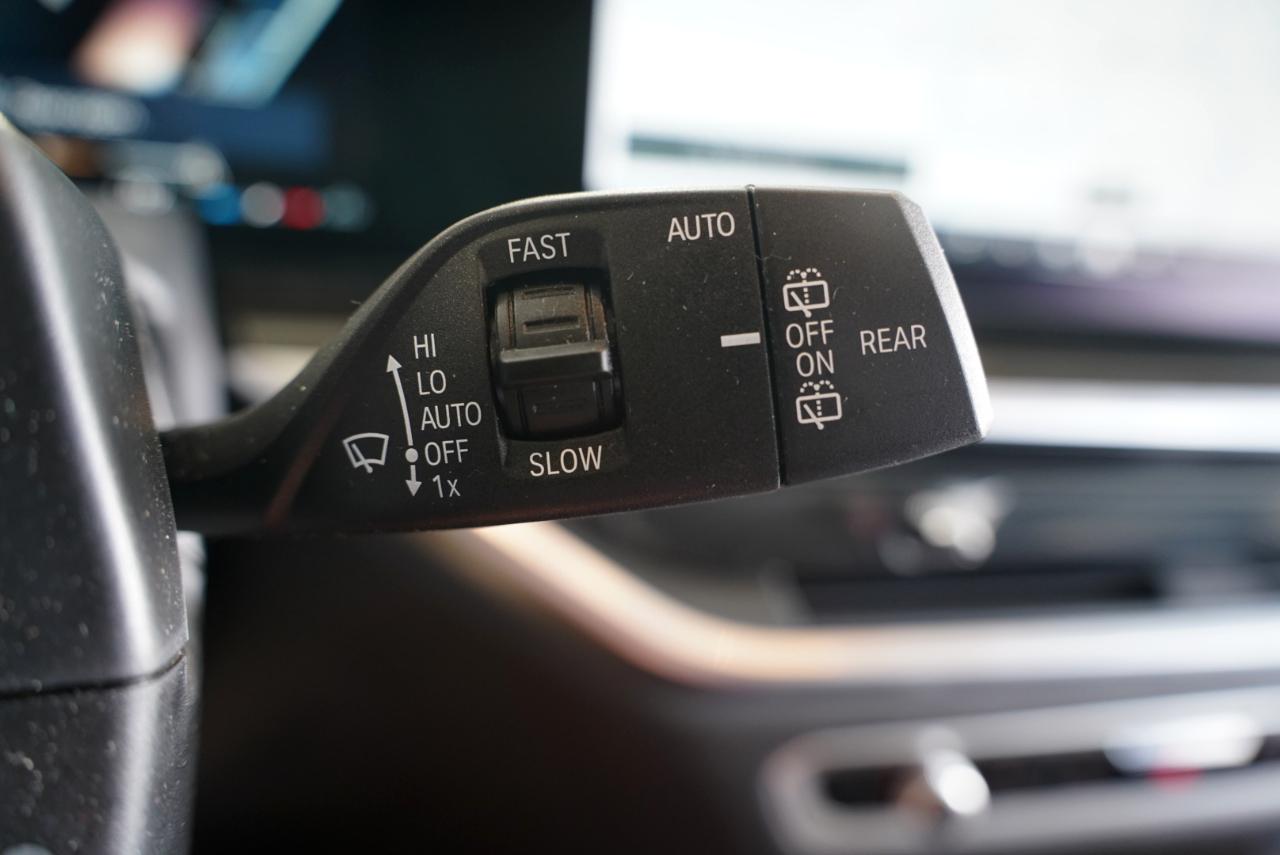 BMW X7 xDrive40i Sports Activity Vehicle 2024