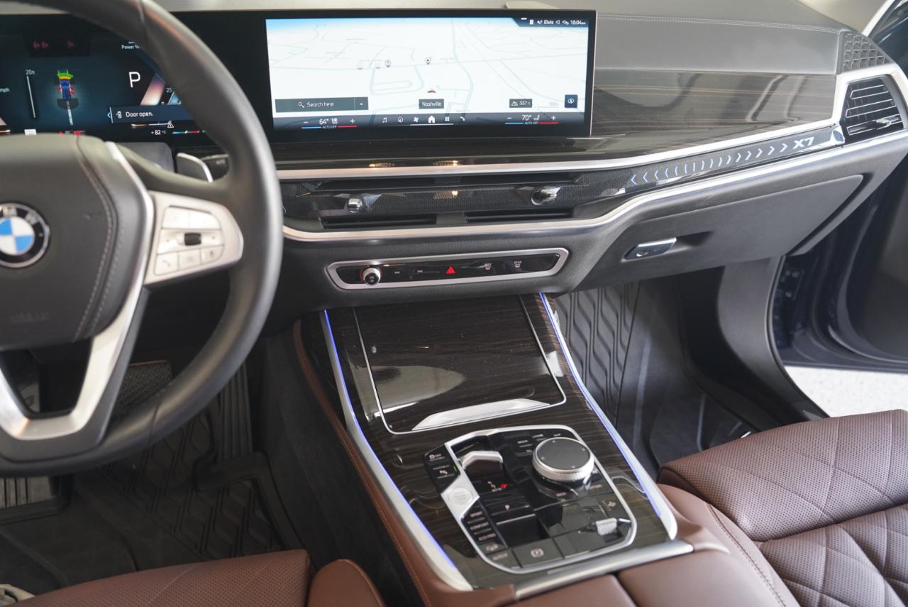 BMW X7 xDrive40i Sports Activity Vehicle 2024