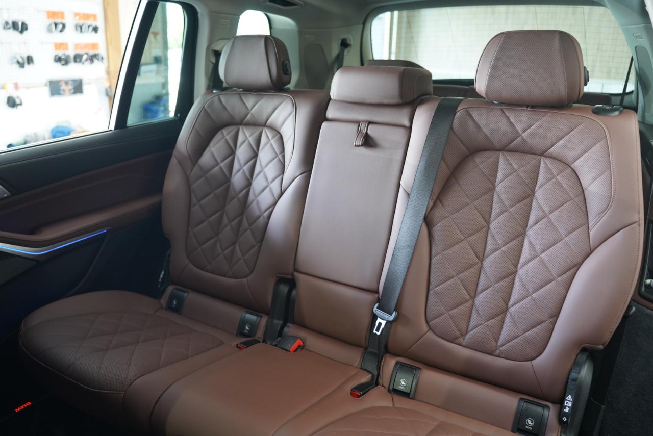 BMW X7 xDrive40i Sports Activity Vehicle 2024