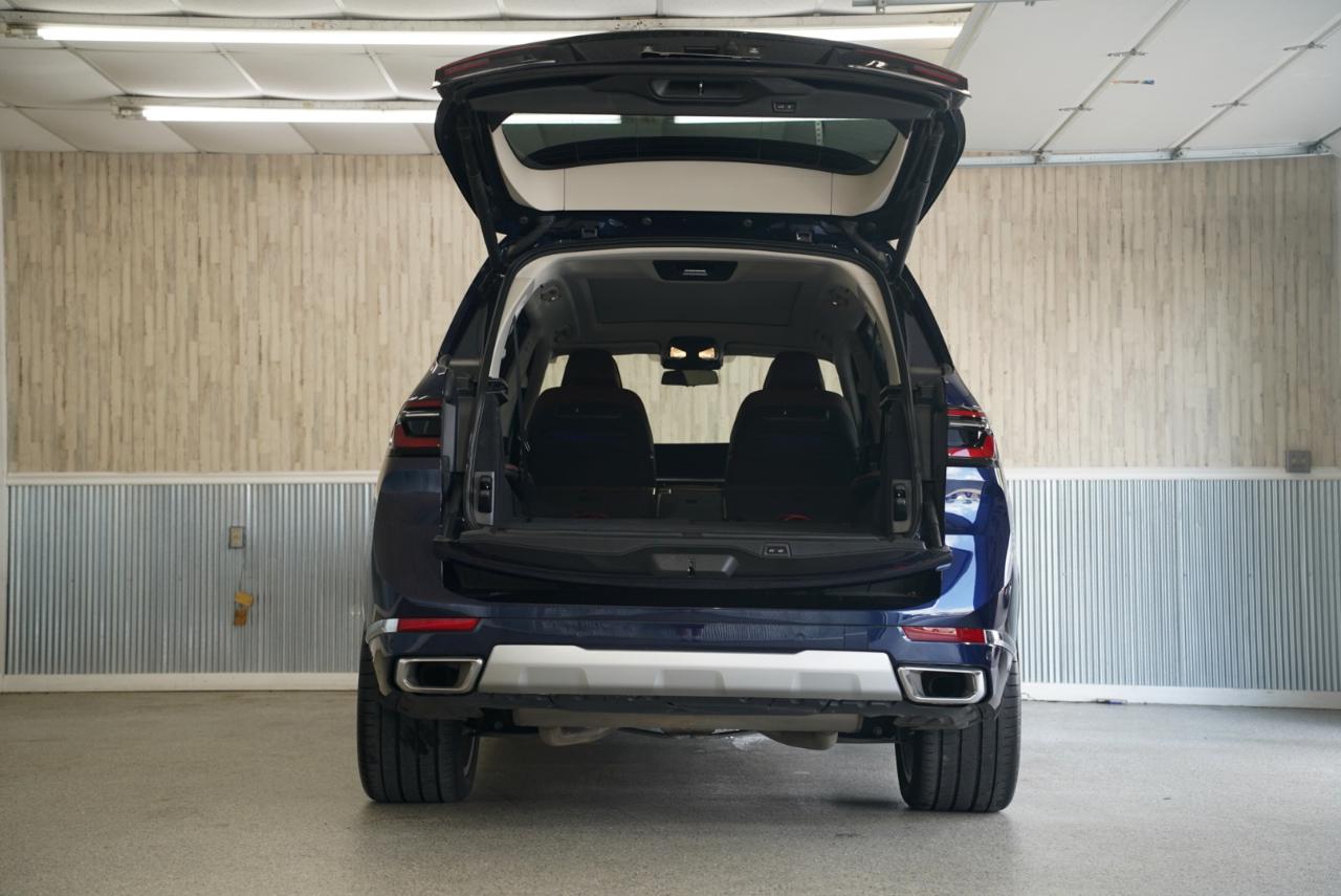 BMW X7 xDrive40i Sports Activity Vehicle 2024