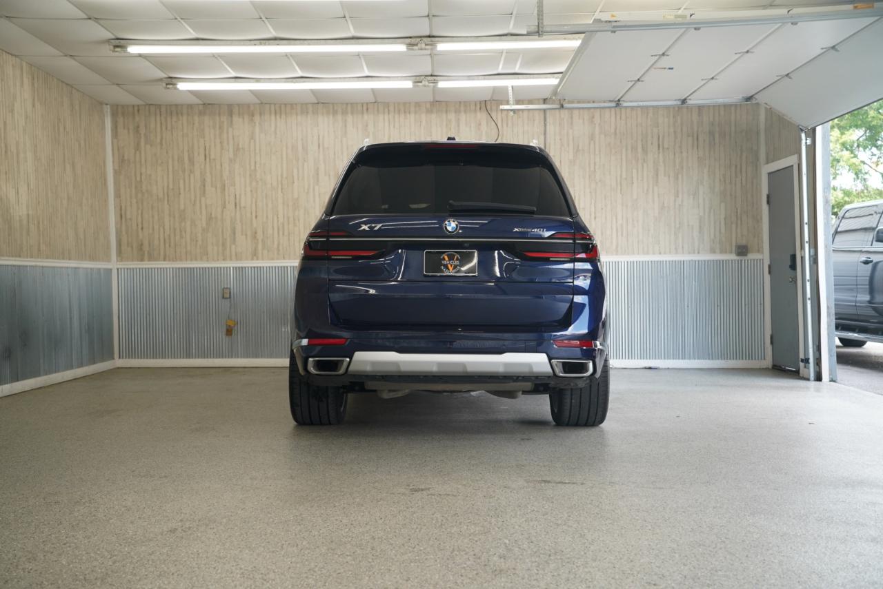 BMW X7 xDrive40i Sports Activity Vehicle 2024