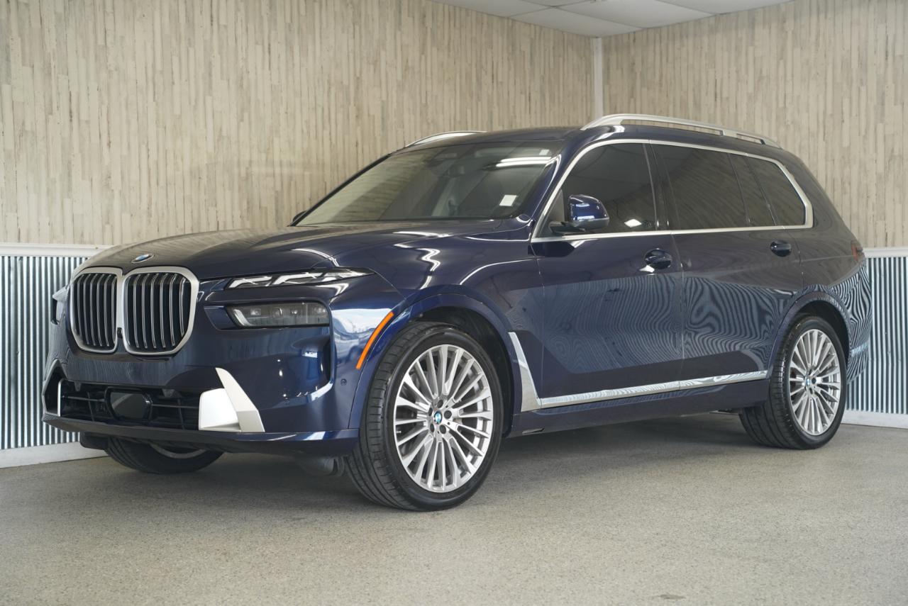 BMW X7 xDrive40i Sports Activity Vehicle 2024