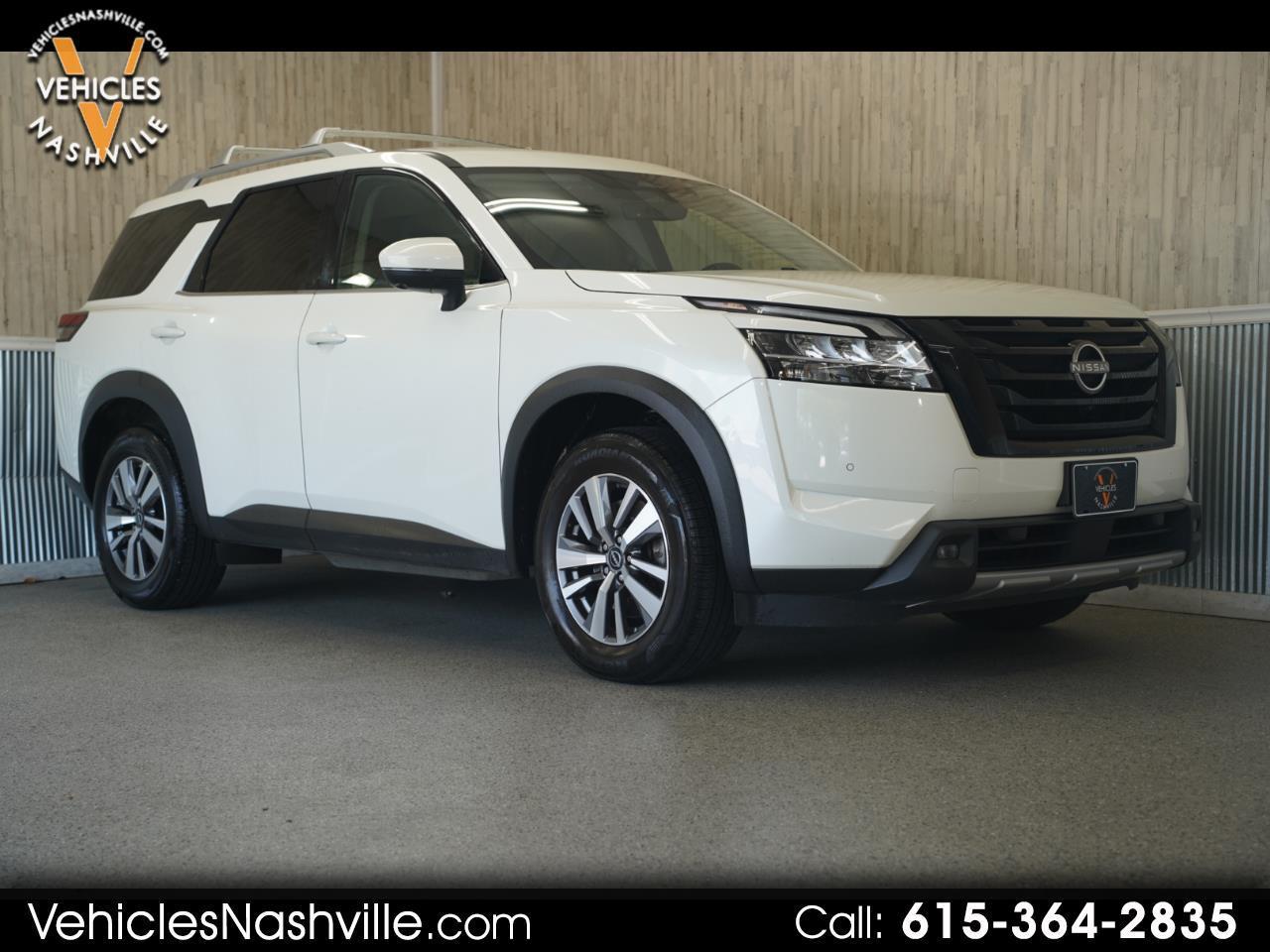 2023 Nissan Pathfinder SL 2WD's photo