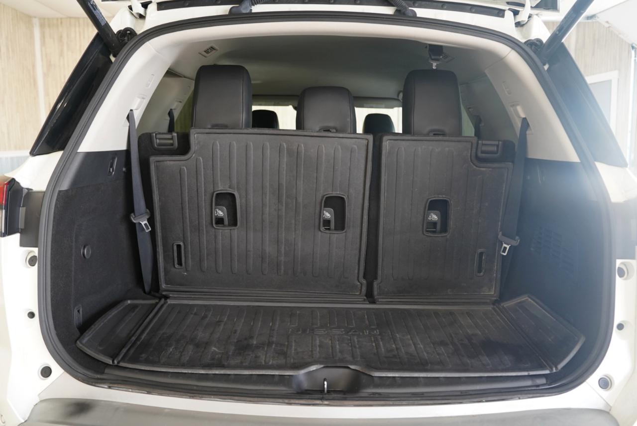 Nissan Pathfinder SL 2WD 2023