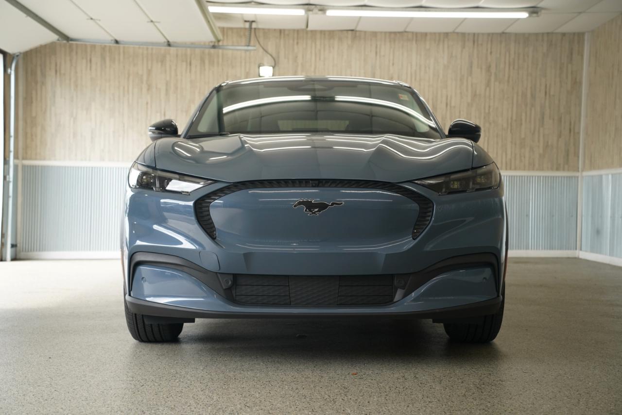 Ford Mustang Mach-E Select RWD 2024