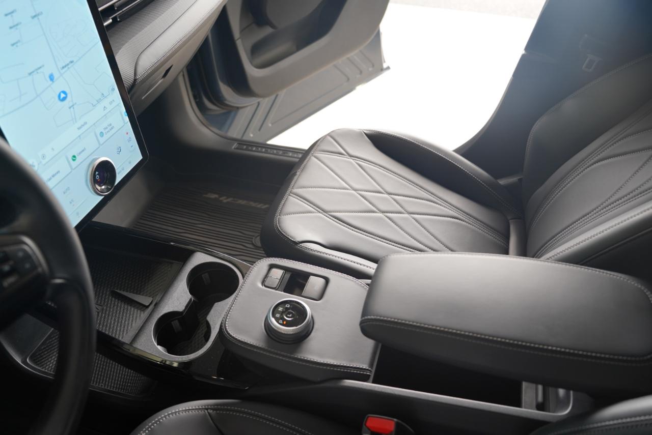 Ford Mustang Mach-E Select RWD 2024