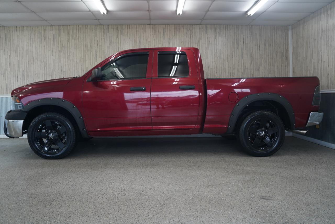 RAM 1500 4WD Quad Cab 140.5" ST 2012
