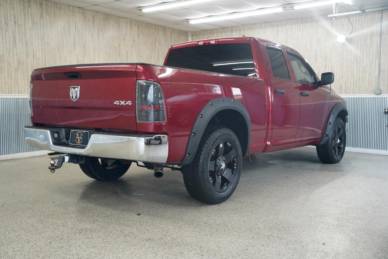 RAM 1500 4WD Quad Cab 140.5" ST 2012