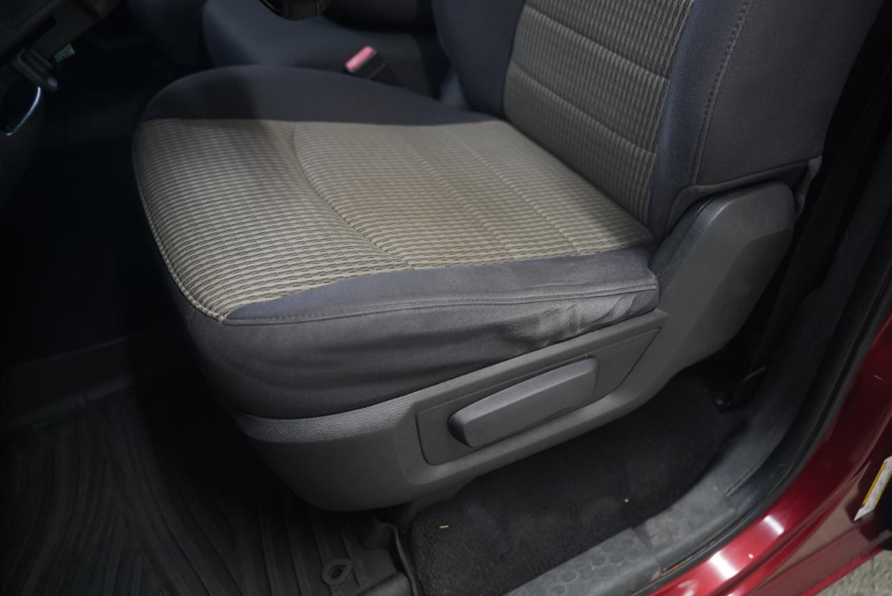 RAM 1500 4WD Quad Cab 140.5" ST 2012