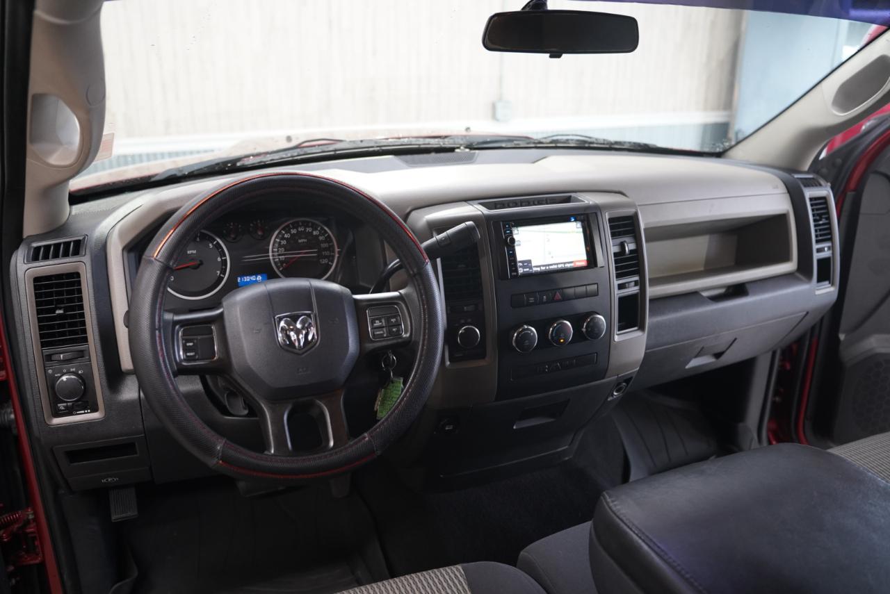 RAM 1500 4WD Quad Cab 140.5" ST 2012