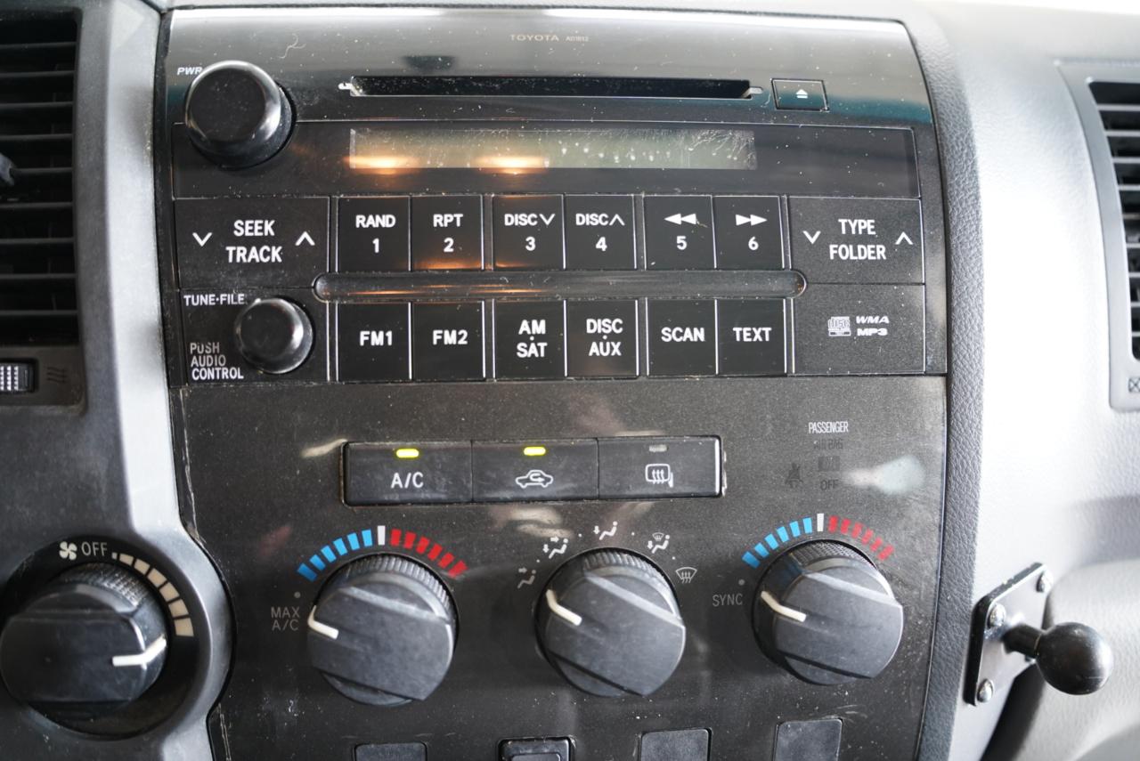 Toyota Tundra 4WD Truck  2012
