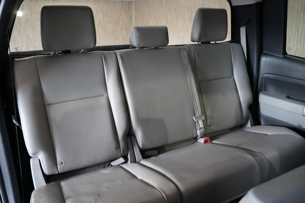 Toyota Tundra 4WD Truck  2012
