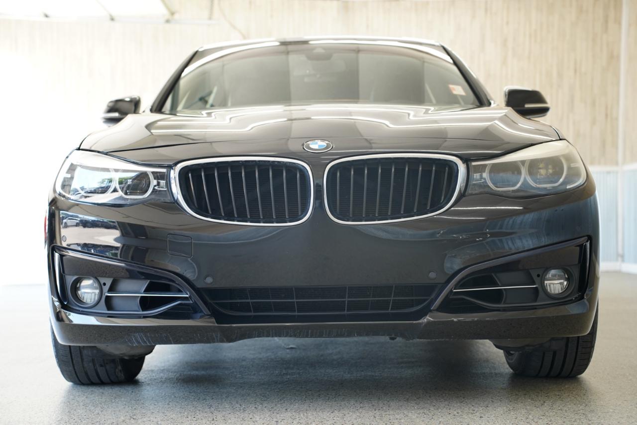 BMW 3 Series 330i xDrive Gran Turismo 2018