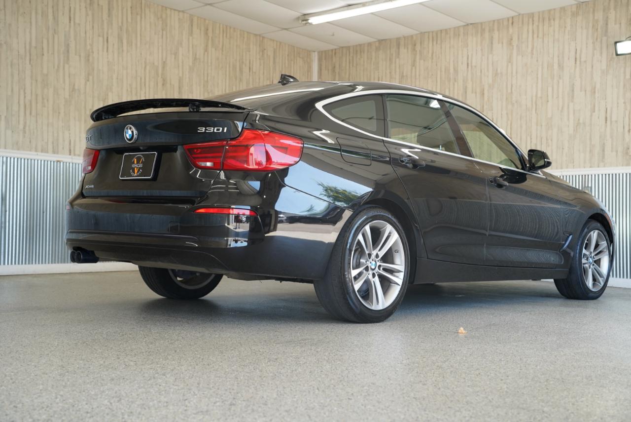 BMW 3 Series 330i xDrive Gran Turismo 2018