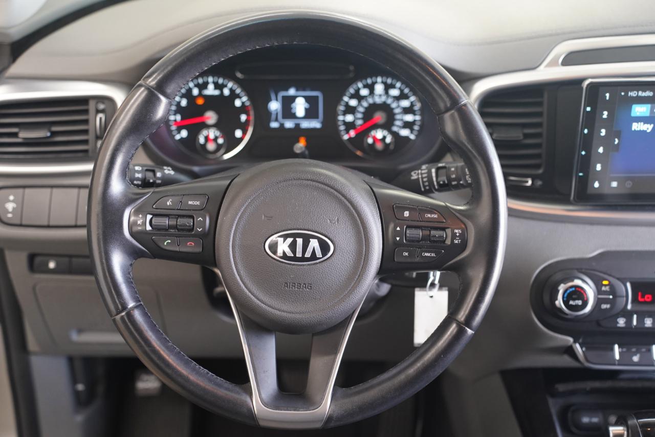Kia Sorento AWD 4dr 3.3L EX 2016