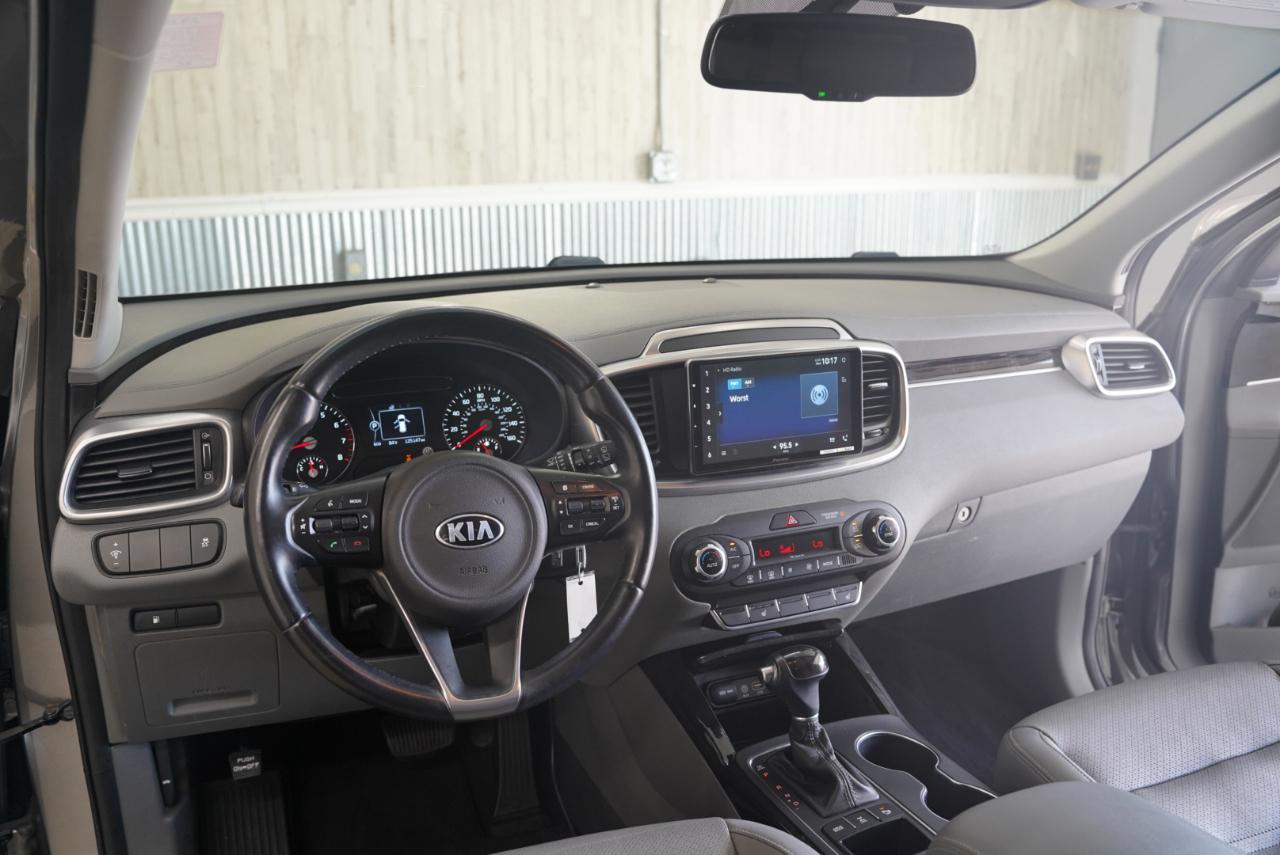 Kia Sorento AWD 4dr 3.3L EX 2016
