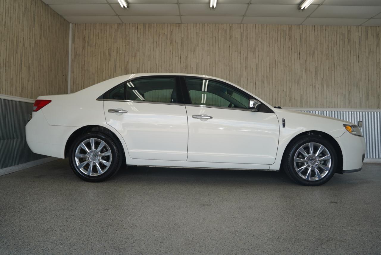 Lincoln MKZ 4dr Sdn FWD 2012