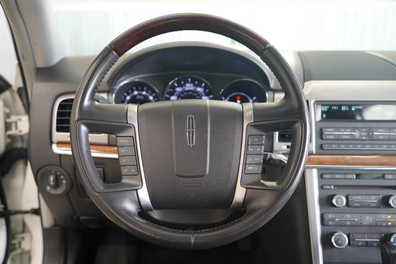 Lincoln MKZ 4dr Sdn FWD 2012