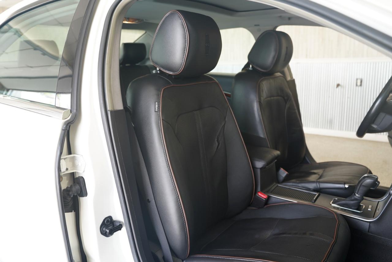 Lincoln MKZ 4dr Sdn FWD 2012