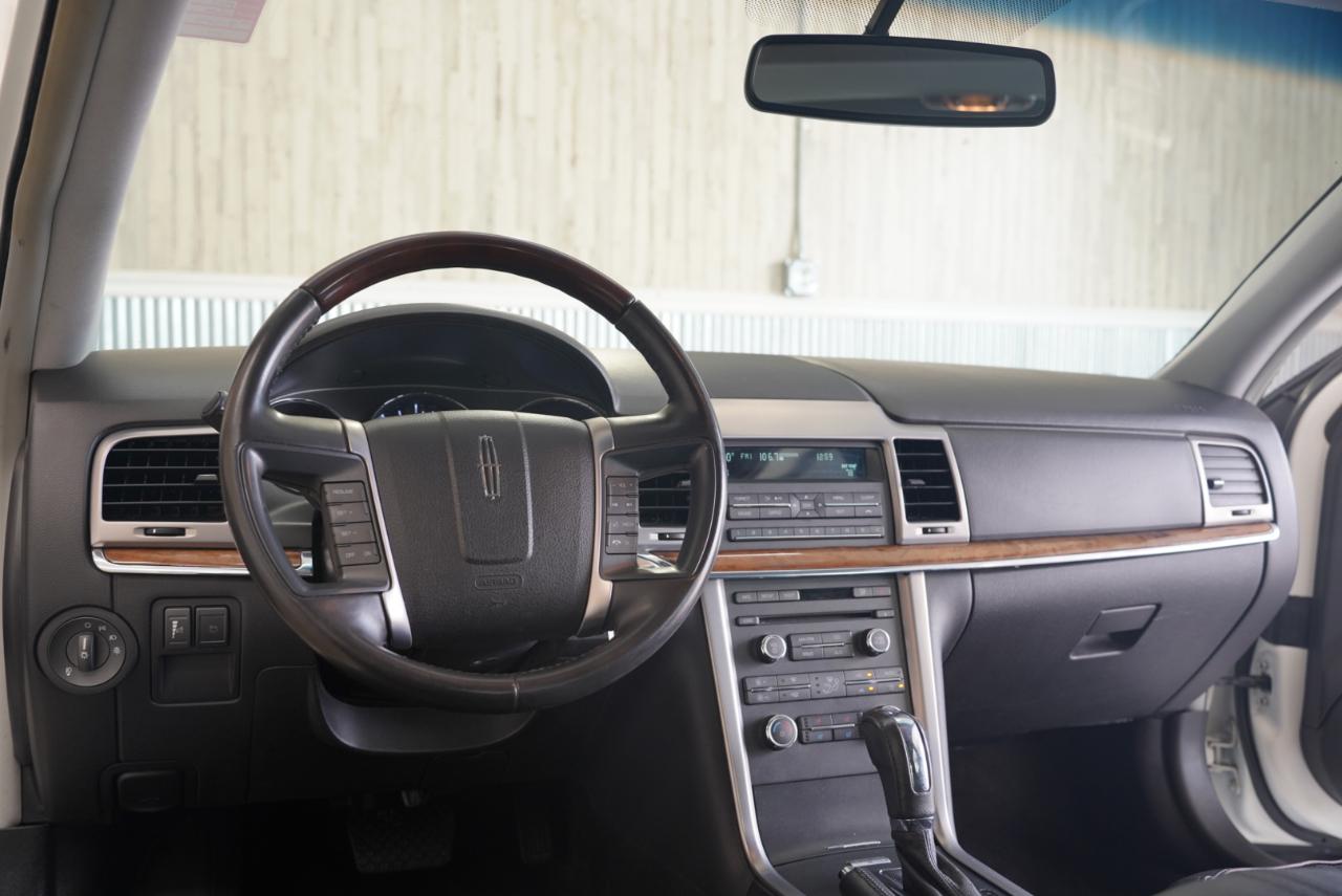 Lincoln MKZ 4dr Sdn FWD 2012