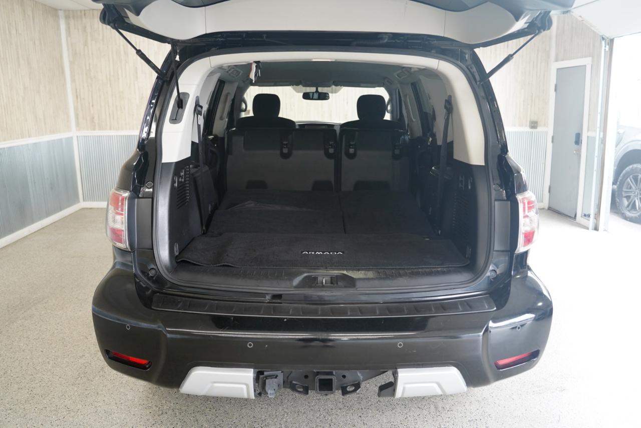 Nissan Armada 4x2 SV 2017