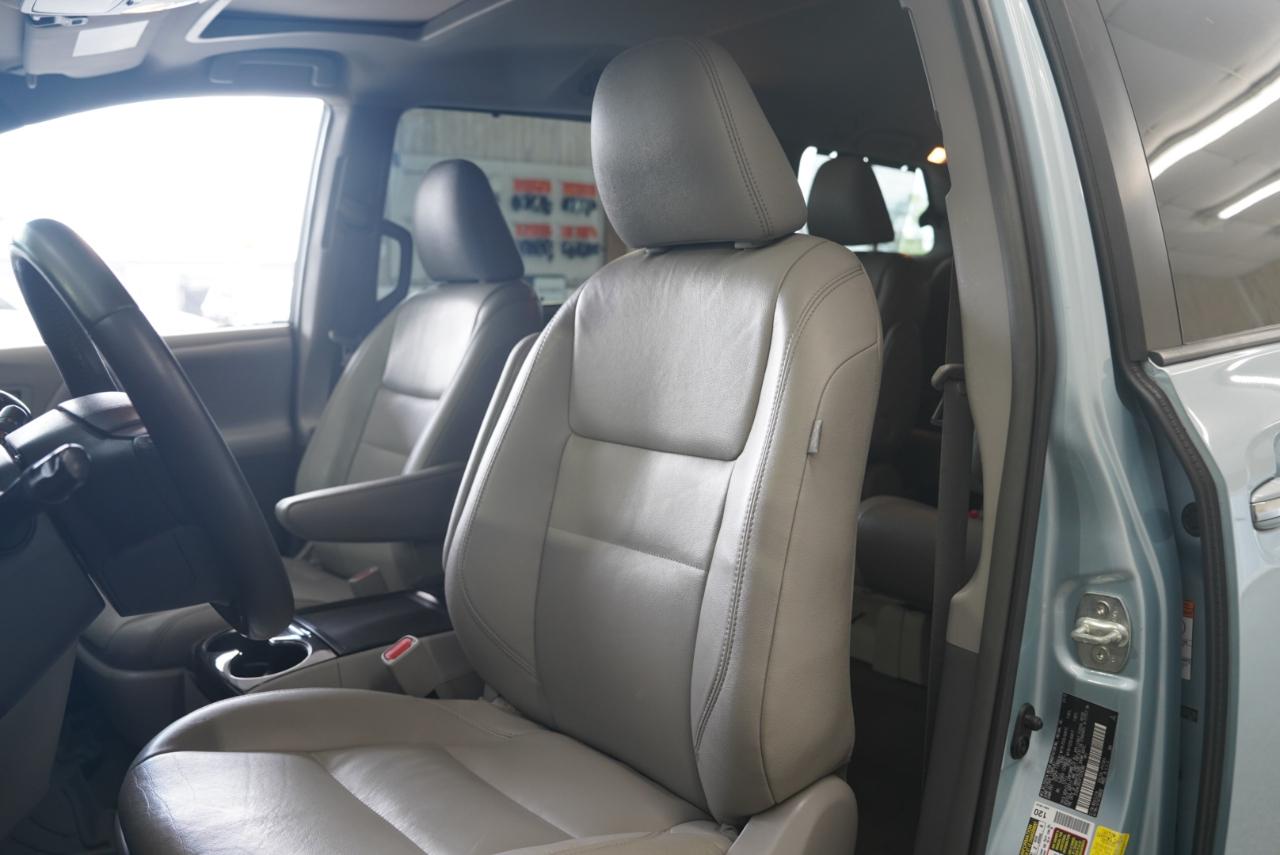 Toyota Sienna XLE 2015