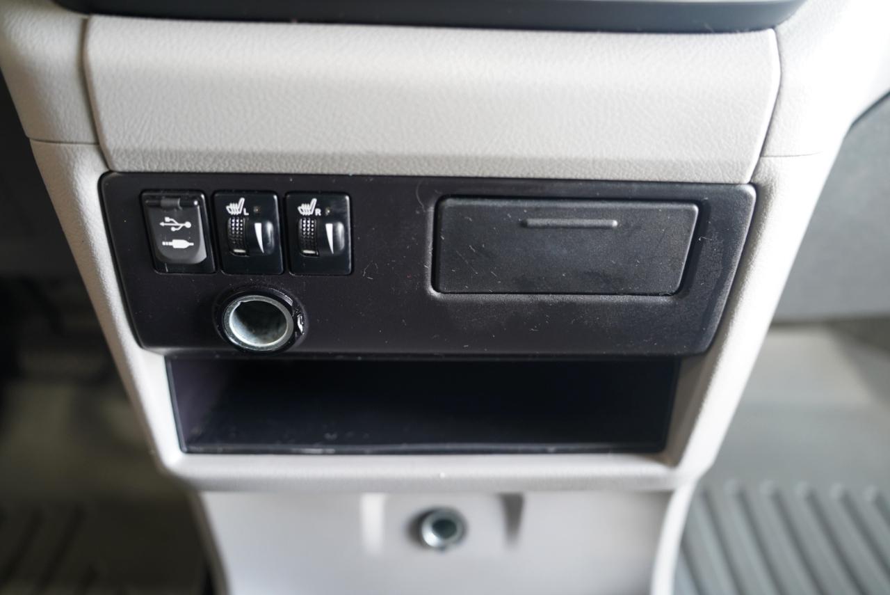 Toyota Sienna XLE 2015
