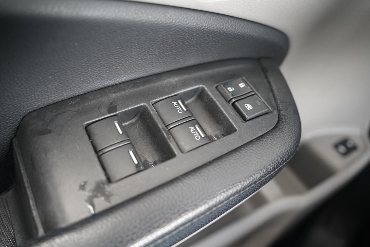 Honda Pilot 2WD 4dr Touring w/RES & Navi 2016