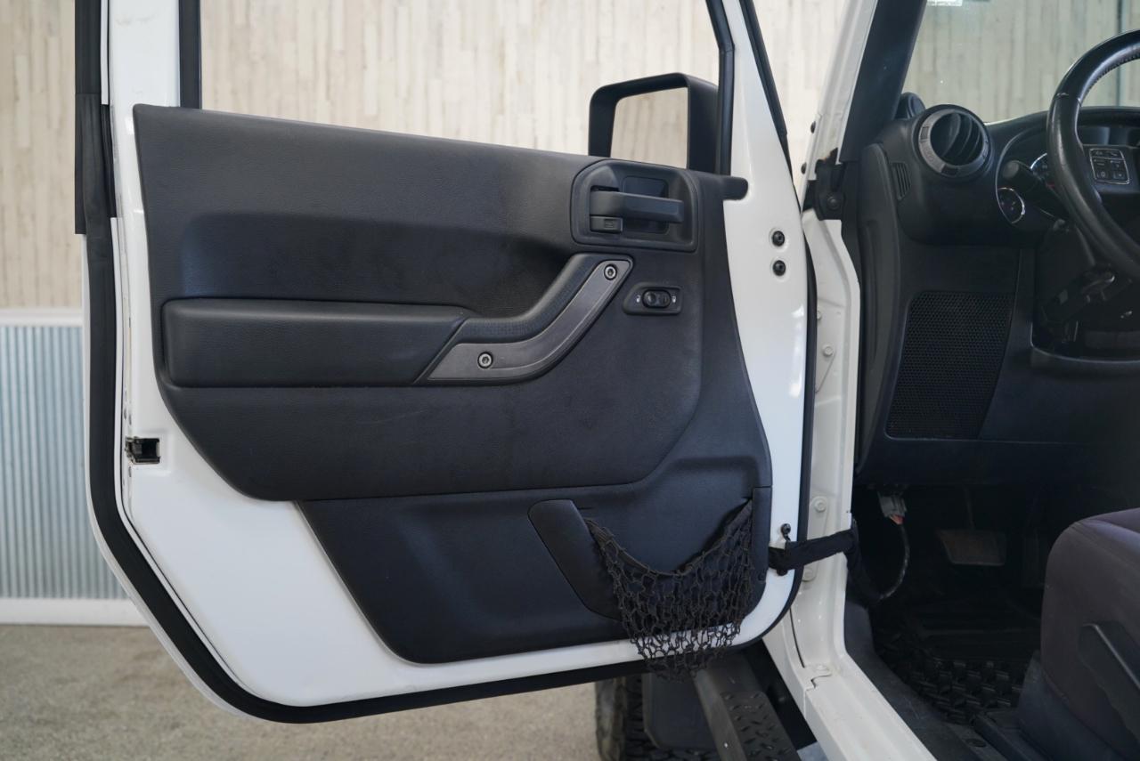 Jeep Wrangler 4WD 2dr Sport 2014