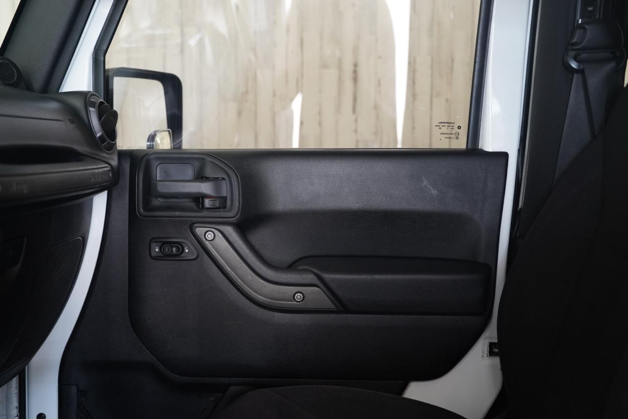 Jeep Wrangler 4WD 2dr Sport 2014