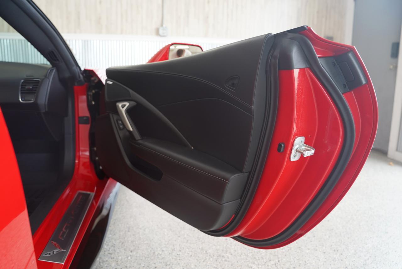 Chevrolet Corvette Stingray 2dr Z51 Cpe w/1LT 2014