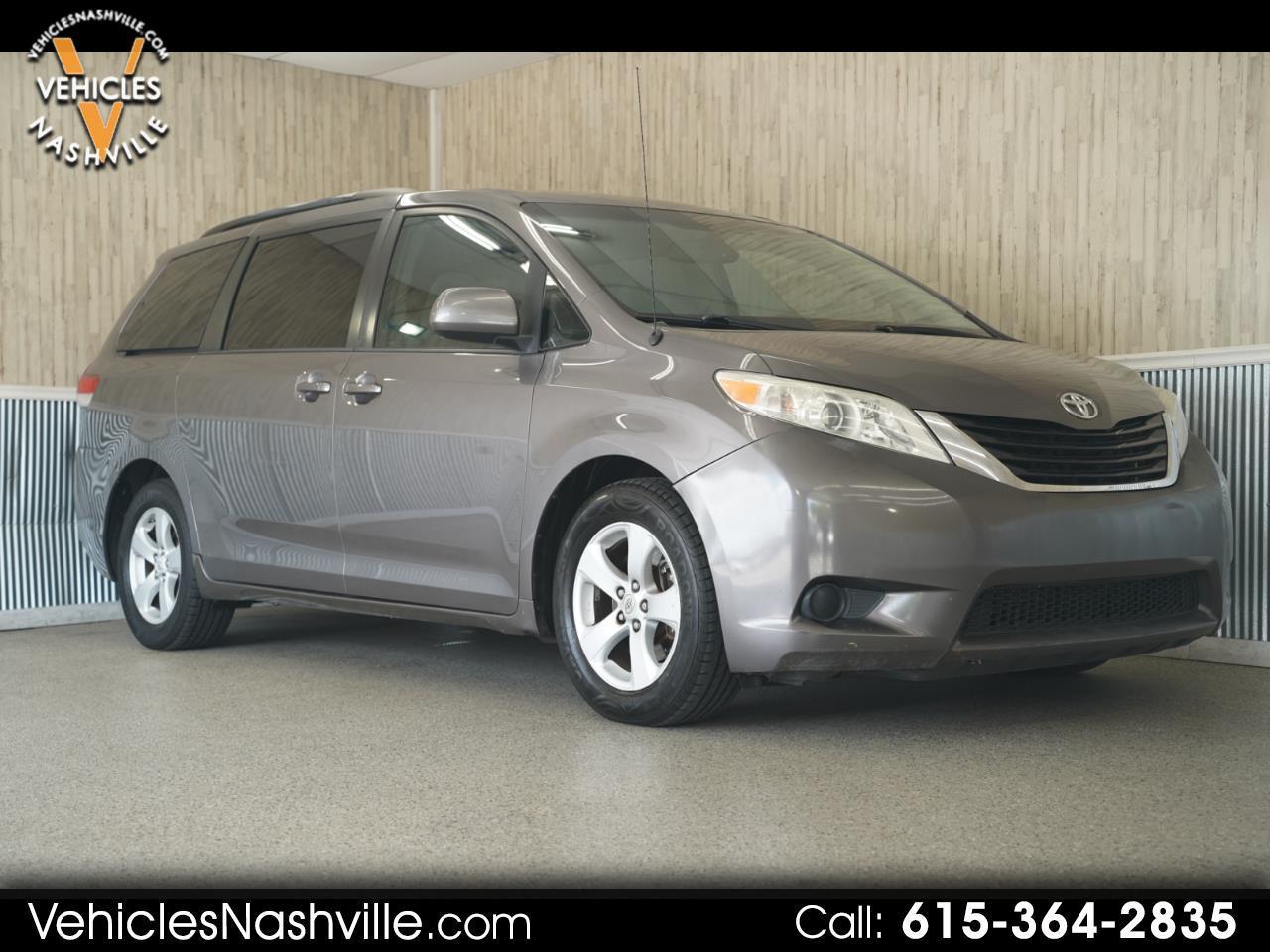 2011 Toyota Sienna 5dr 8-Pass Van V6 LE
