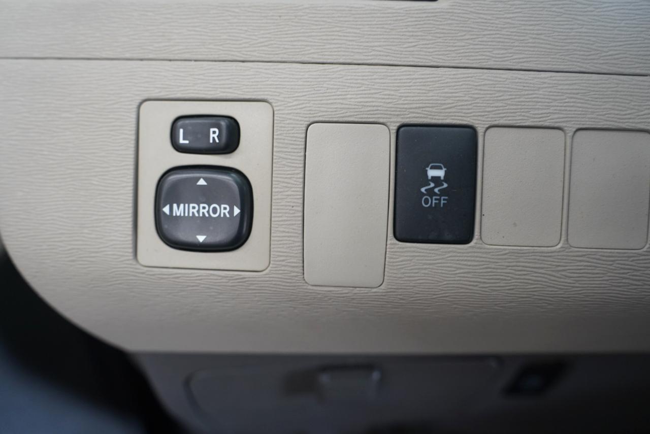 Toyota Sienna  2011