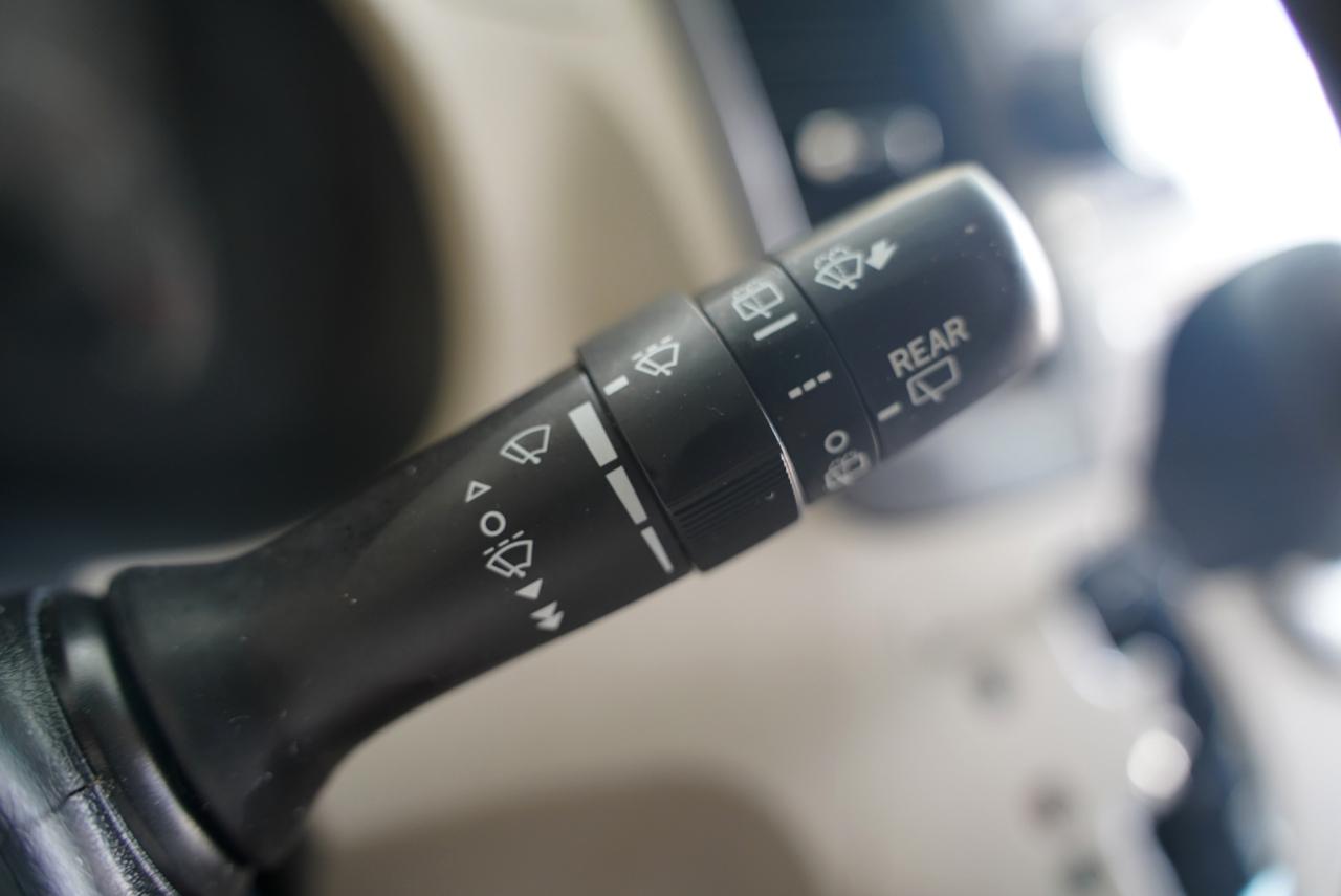 Toyota Sienna  2011