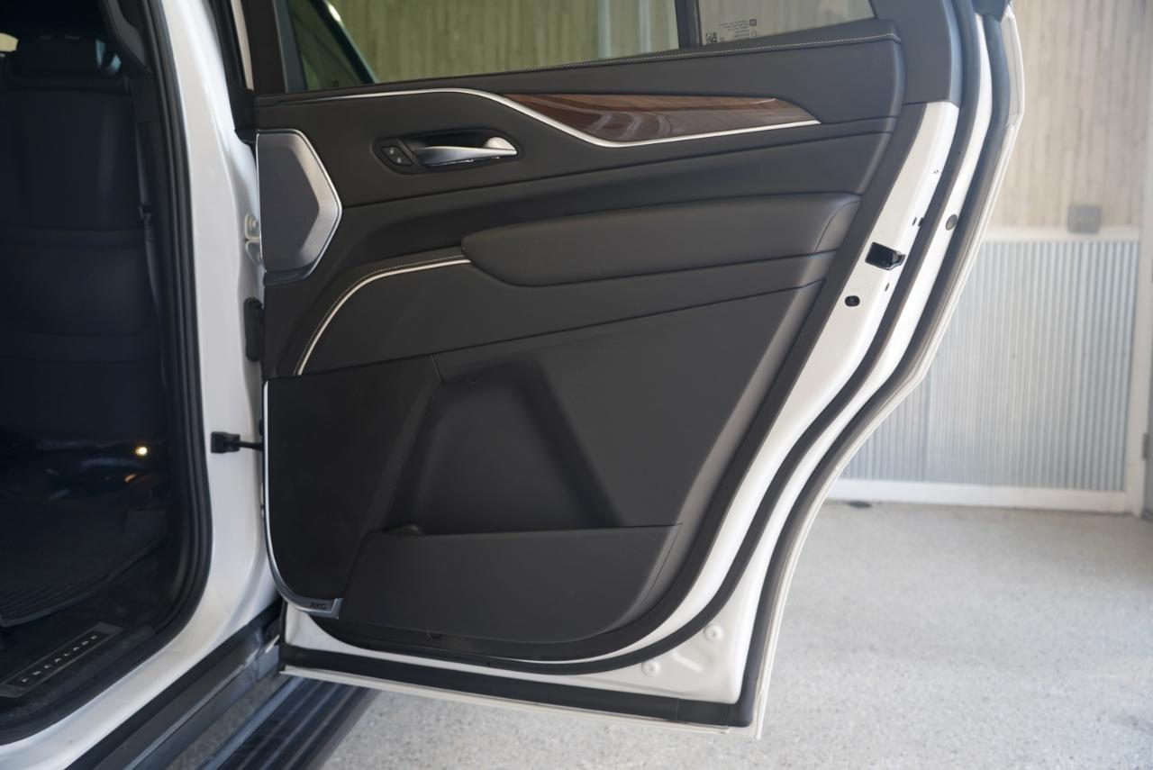 Cadillac Escalade 4WD 4dr Sport Platinum 2023