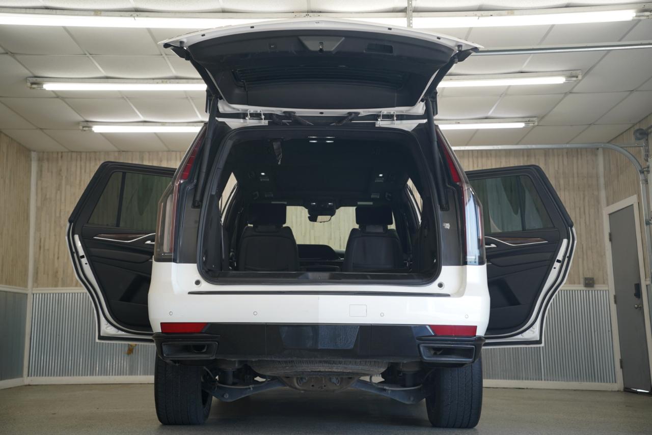 Cadillac Escalade 4WD 4dr Sport Platinum 2023