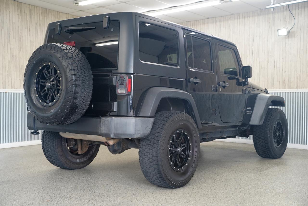 Jeep Wrangler Unlimited 4WD 4dr Sport 2015