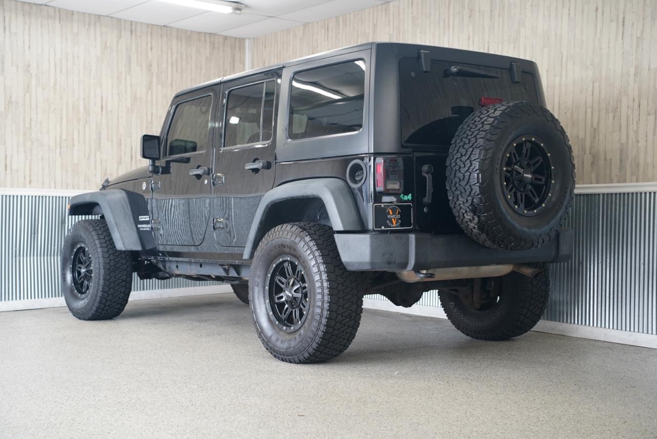 Jeep Wrangler Unlimited 4WD 4dr Sport 2015