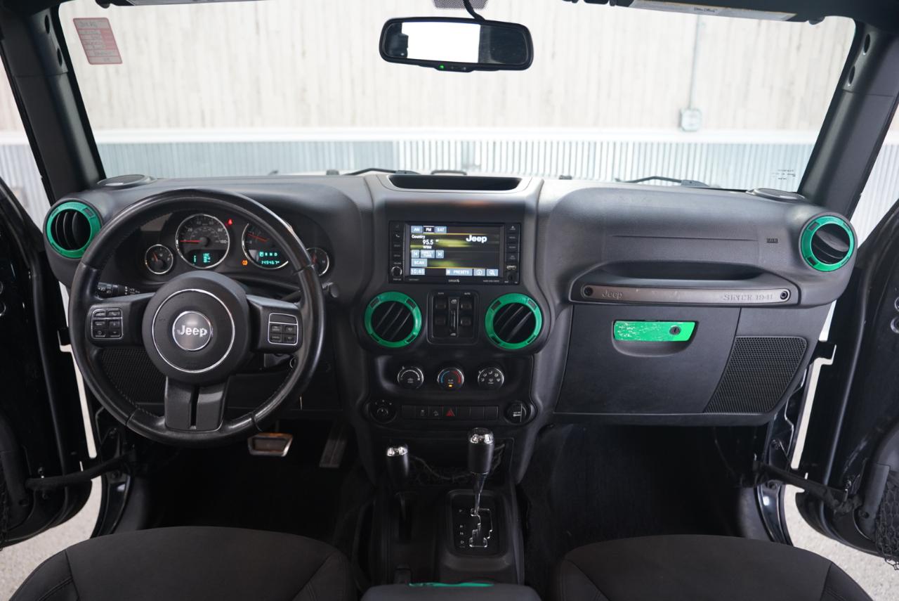Jeep Wrangler Unlimited 4WD 4dr Sport 2015