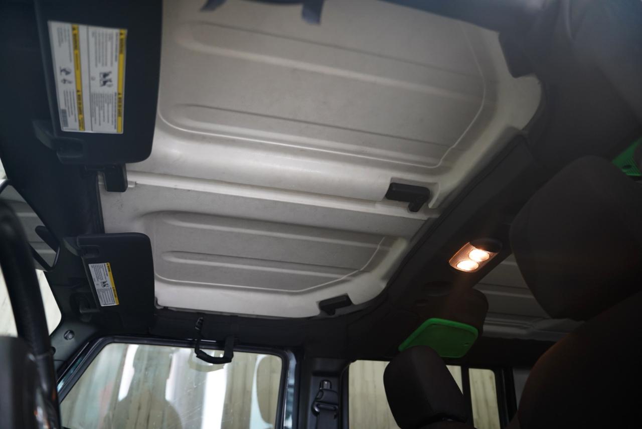Jeep Wrangler Unlimited 4WD 4dr Sport 2015