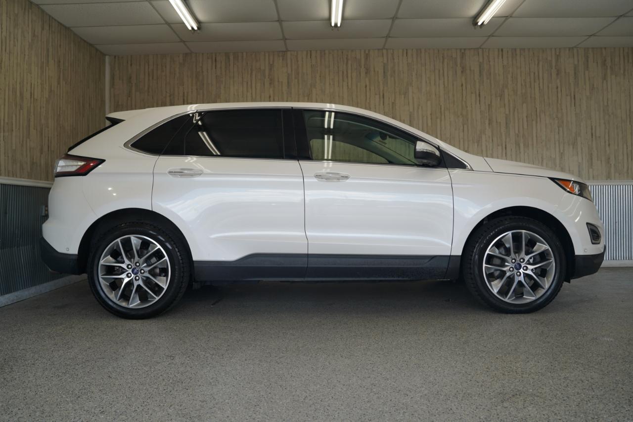 Ford Edge 4dr Titanium FWD 2015