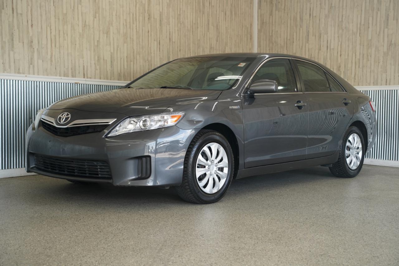 Toyota Camry Hybrid LE 2011