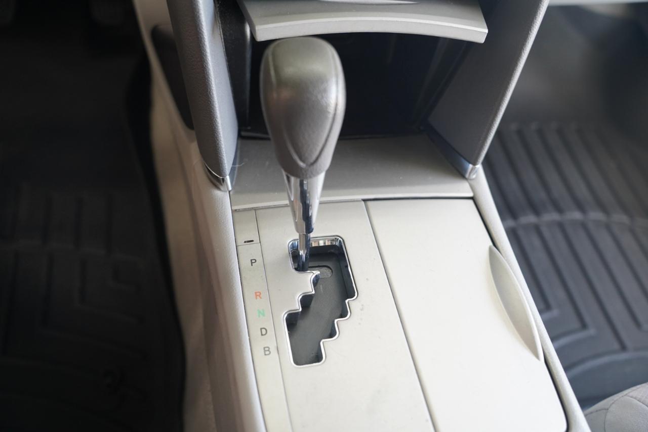 Toyota Camry Hybrid LE 2011
