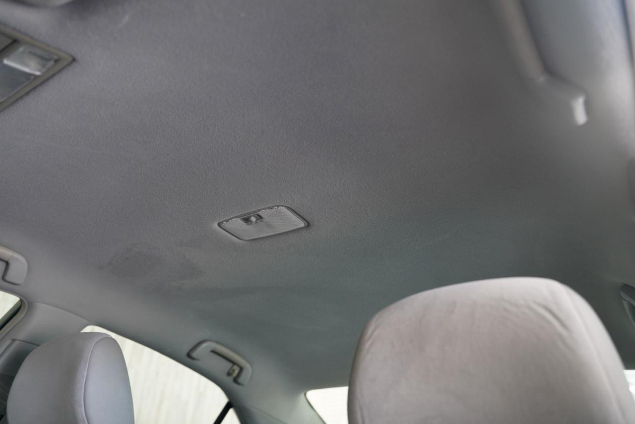 Toyota Camry Hybrid LE 2011