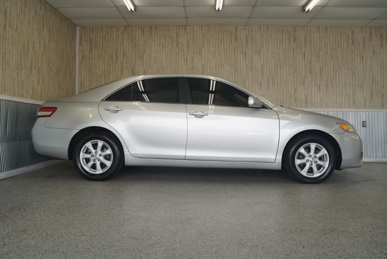 Toyota Camry LE 2010