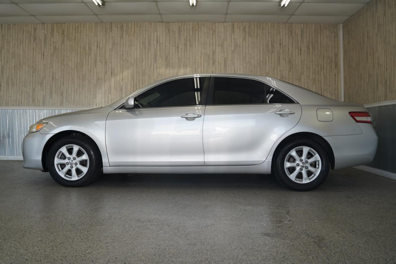 Toyota Camry LE 2010