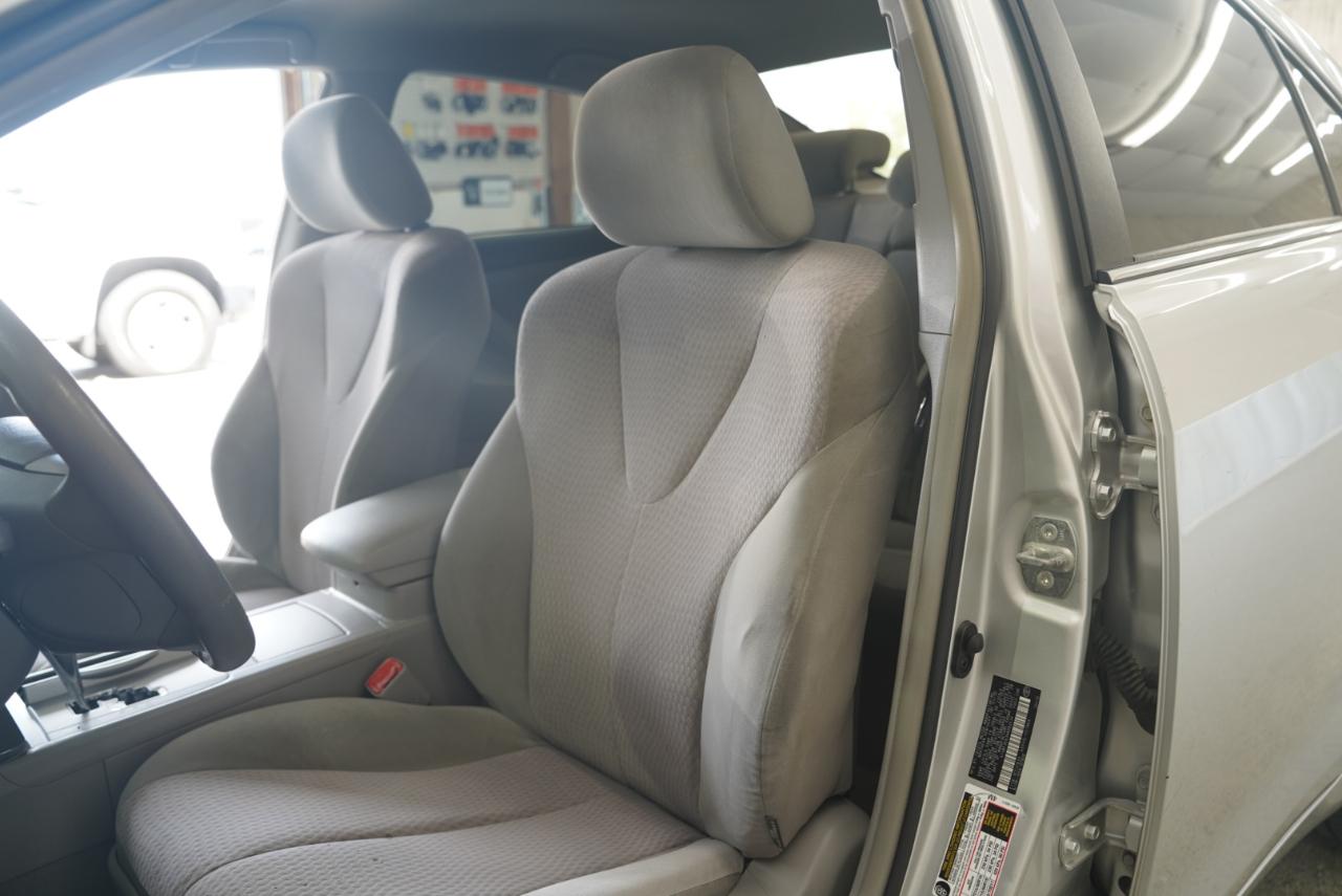 Toyota Camry LE 2010